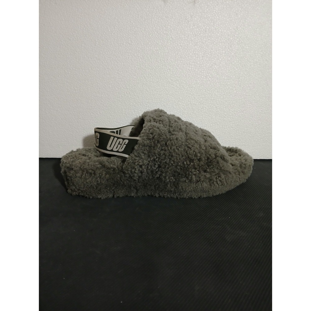 UGG Fluff Yeah Slide Slippers Gray Sheepskin Size 9, 40 #1095119